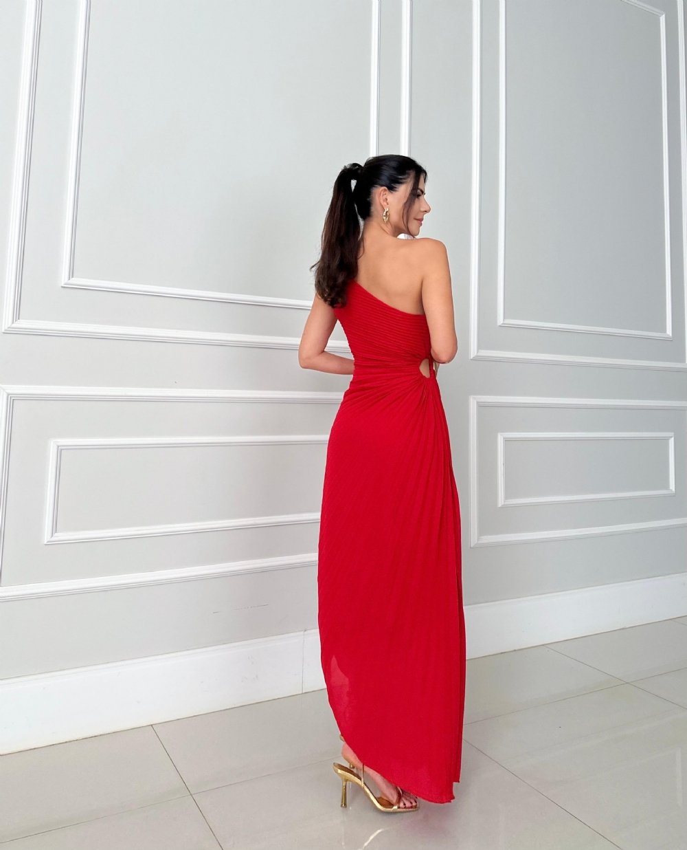 Fanny - Rochie lungă asimetrică pliată cu decupaj