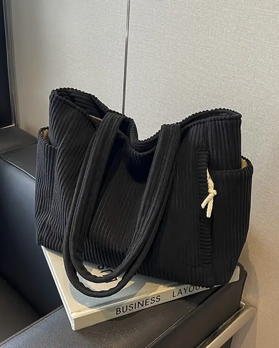 Tilda – Geantă de umăr ribbed cu detaliu din sfoară