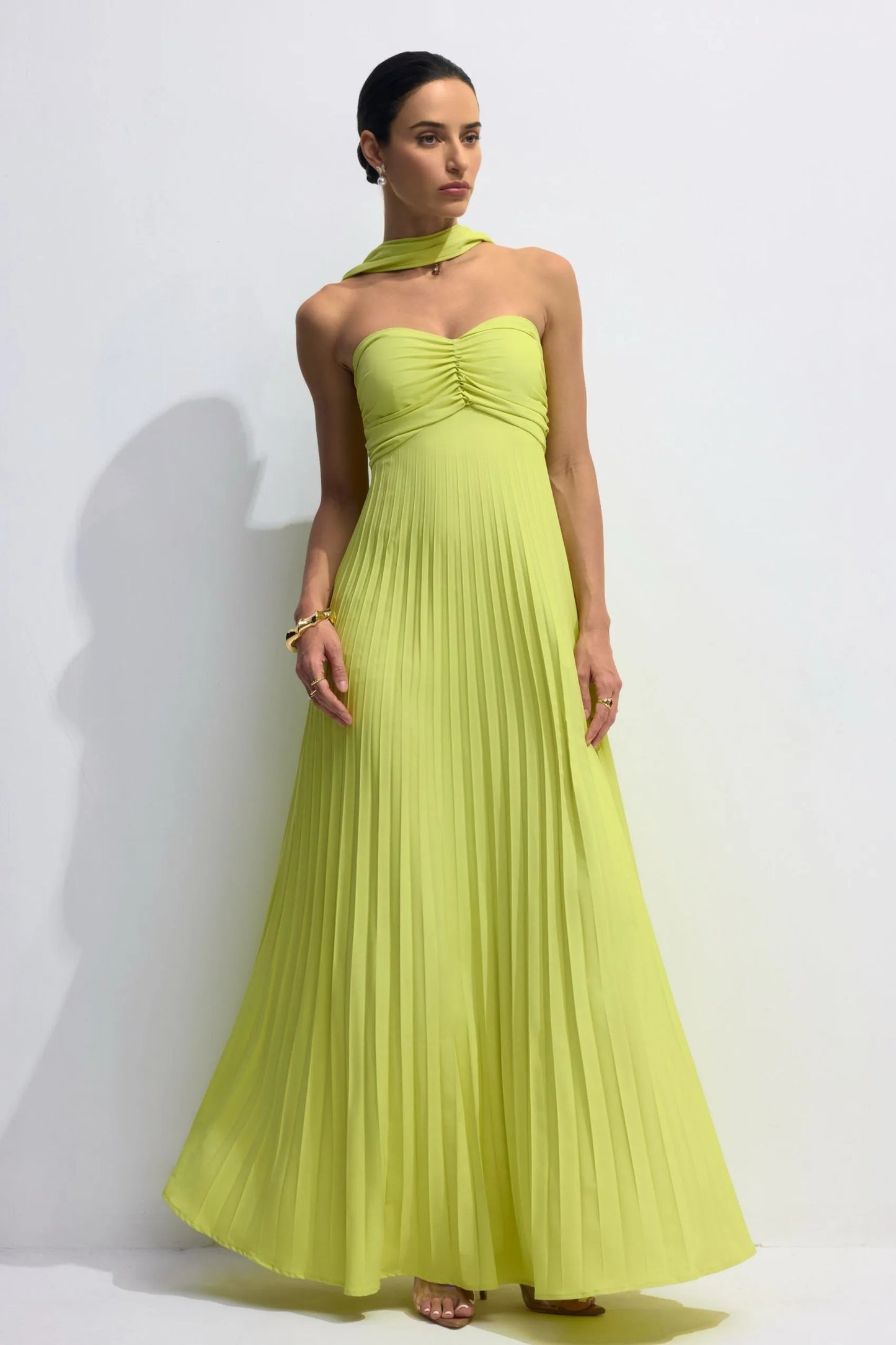 Isavelle – Rochie Lungă Plisată Fără Bretele