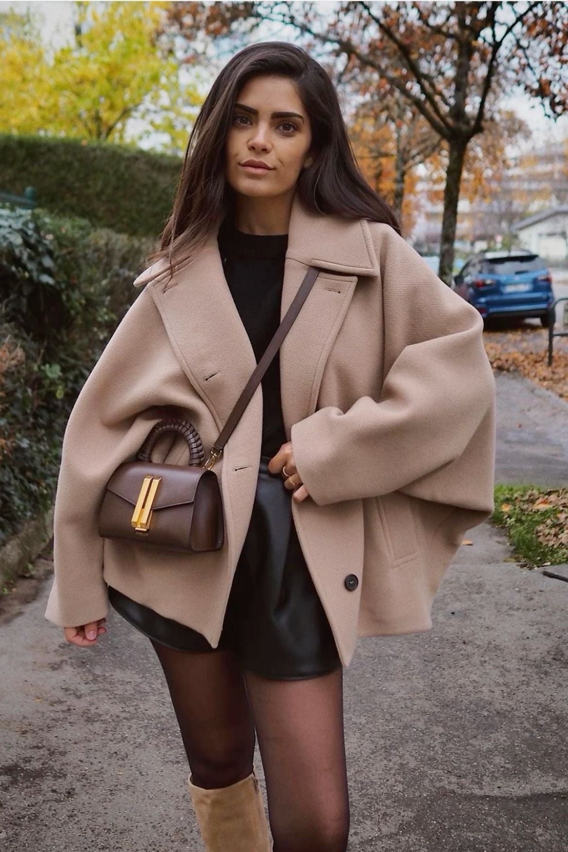 Lunira București™ | Mantou Chic Chari