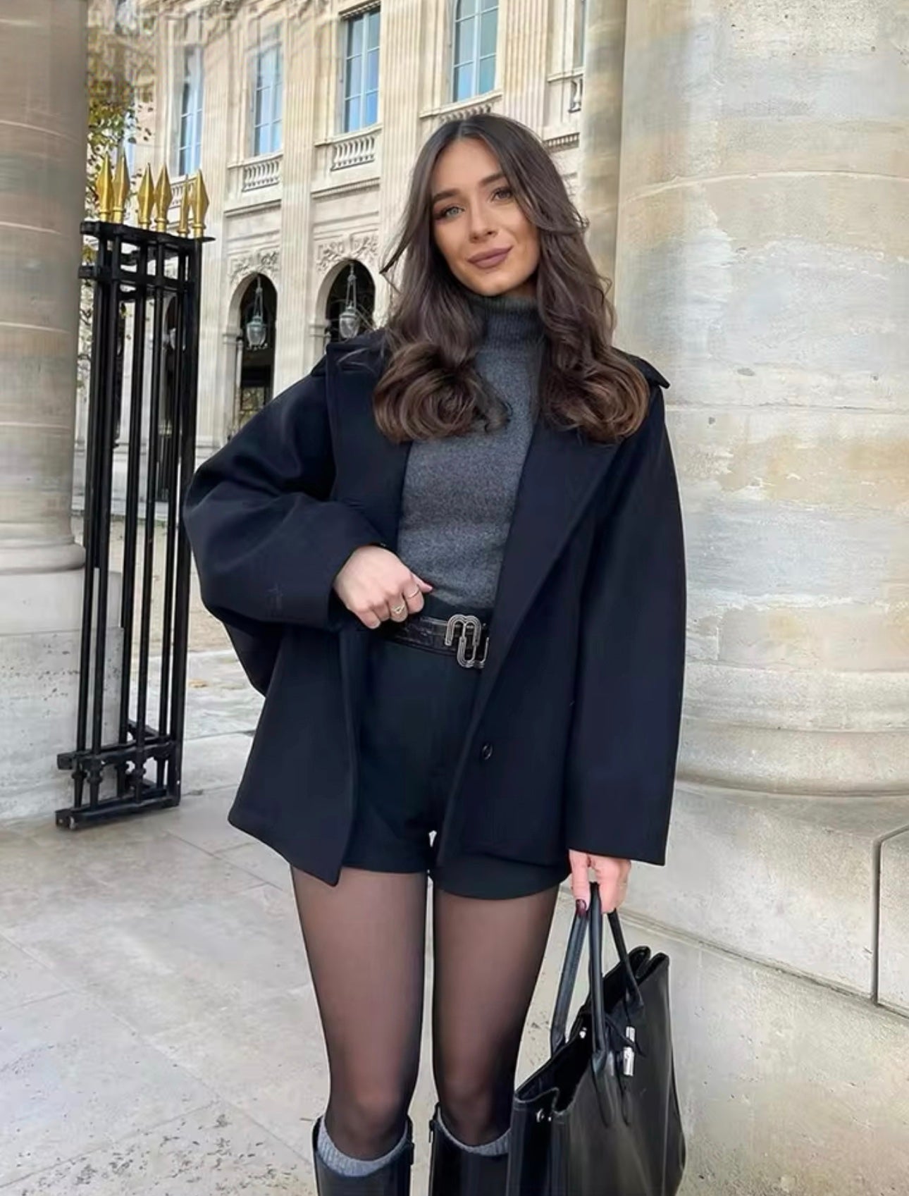 Lunira București™ | Mantou Chic Chari