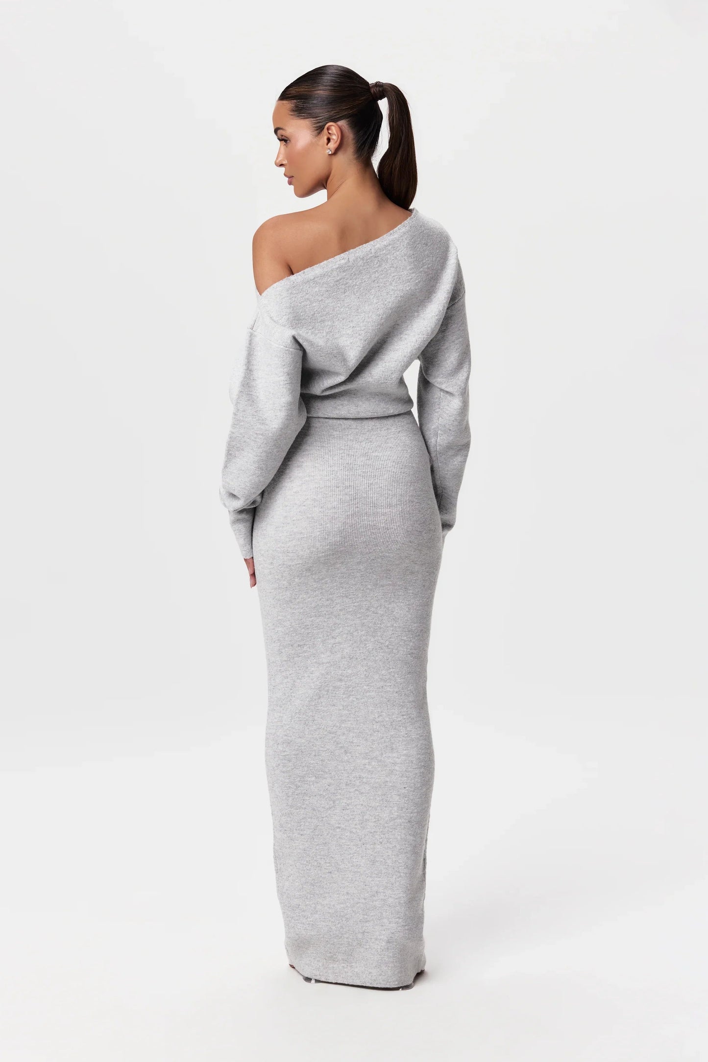 Inga | Pulover rochie cu umeri descoperiți