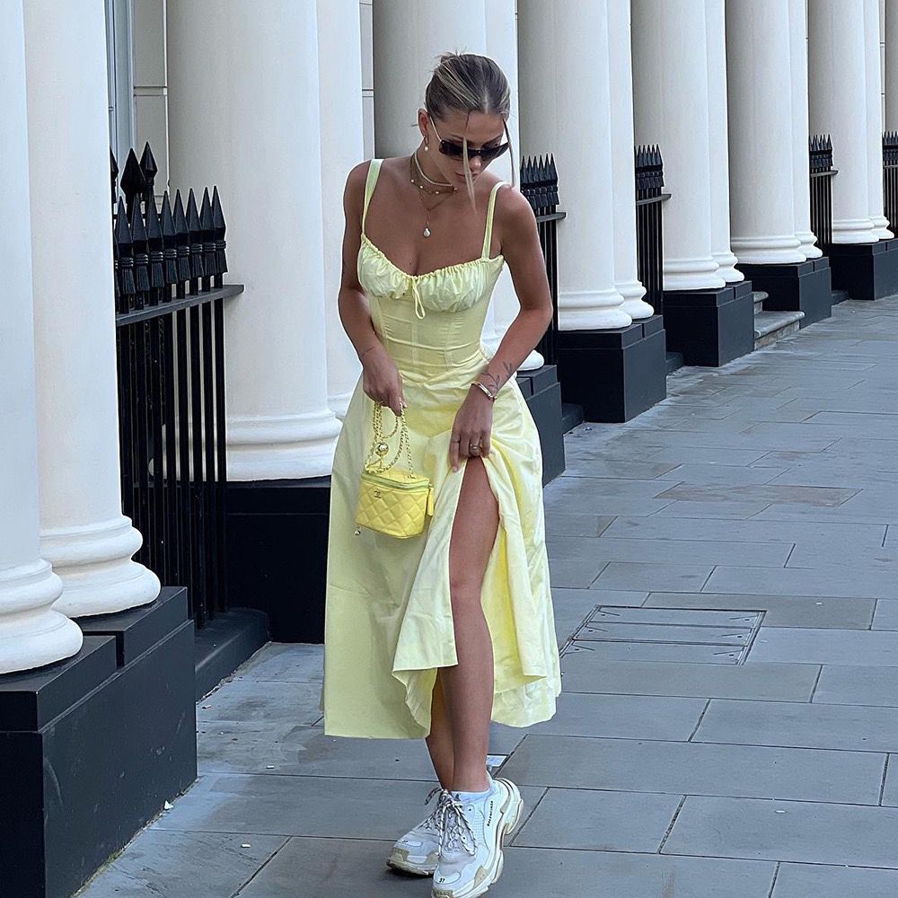 Kiana – Rochie ajustată