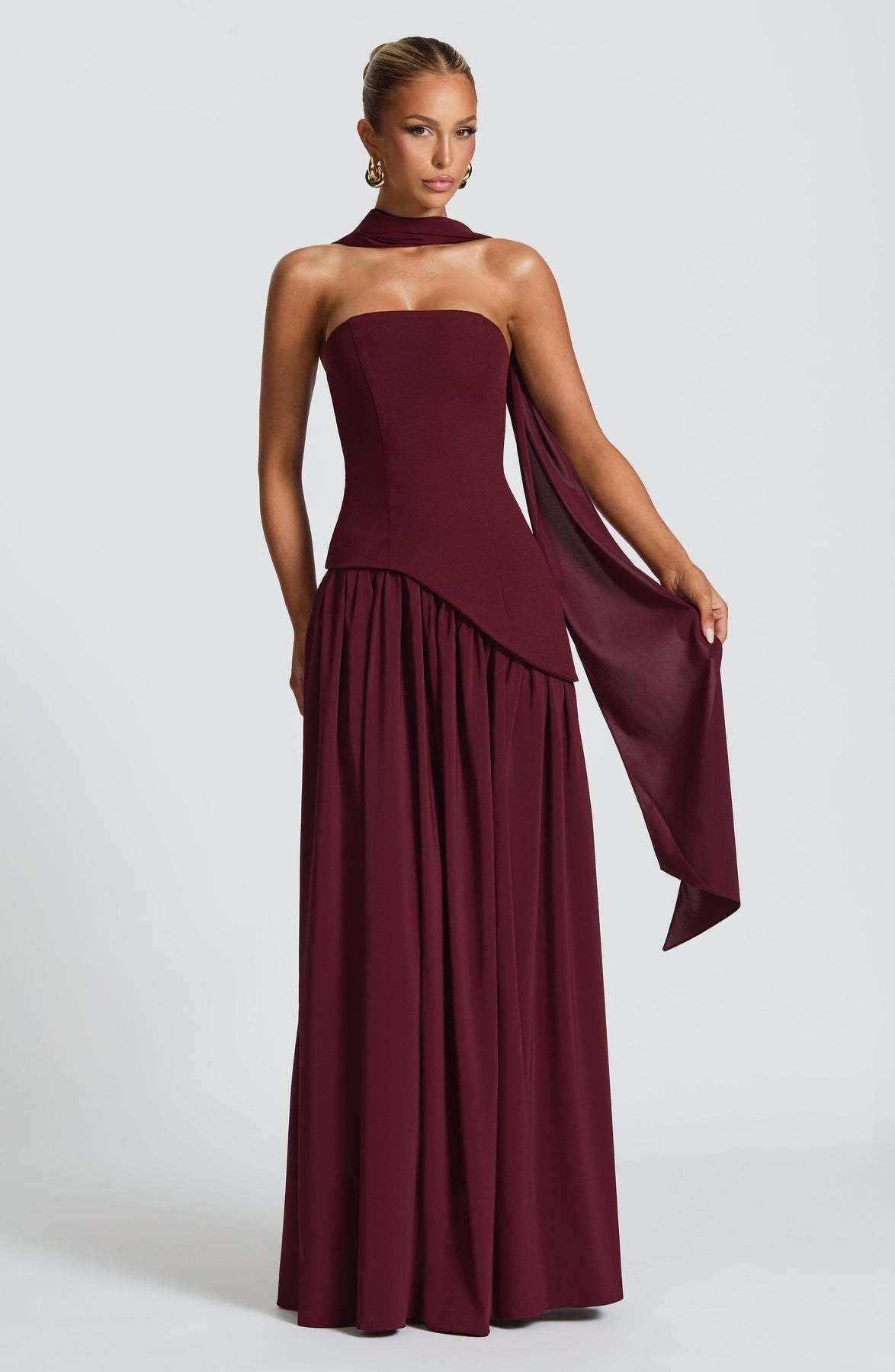 Oliwia - Rochie Lungă Elegantă și Fluidă