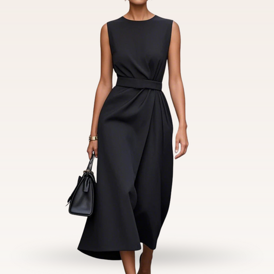 Julia | Flattează zonele despre care uneori te simți nesigură!