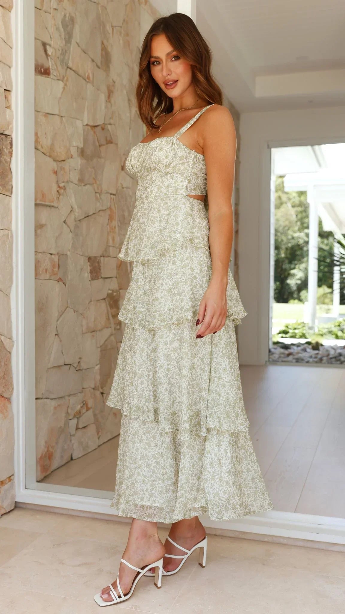 Isadora – Rochie maxi cu flori în nuanță de piersică