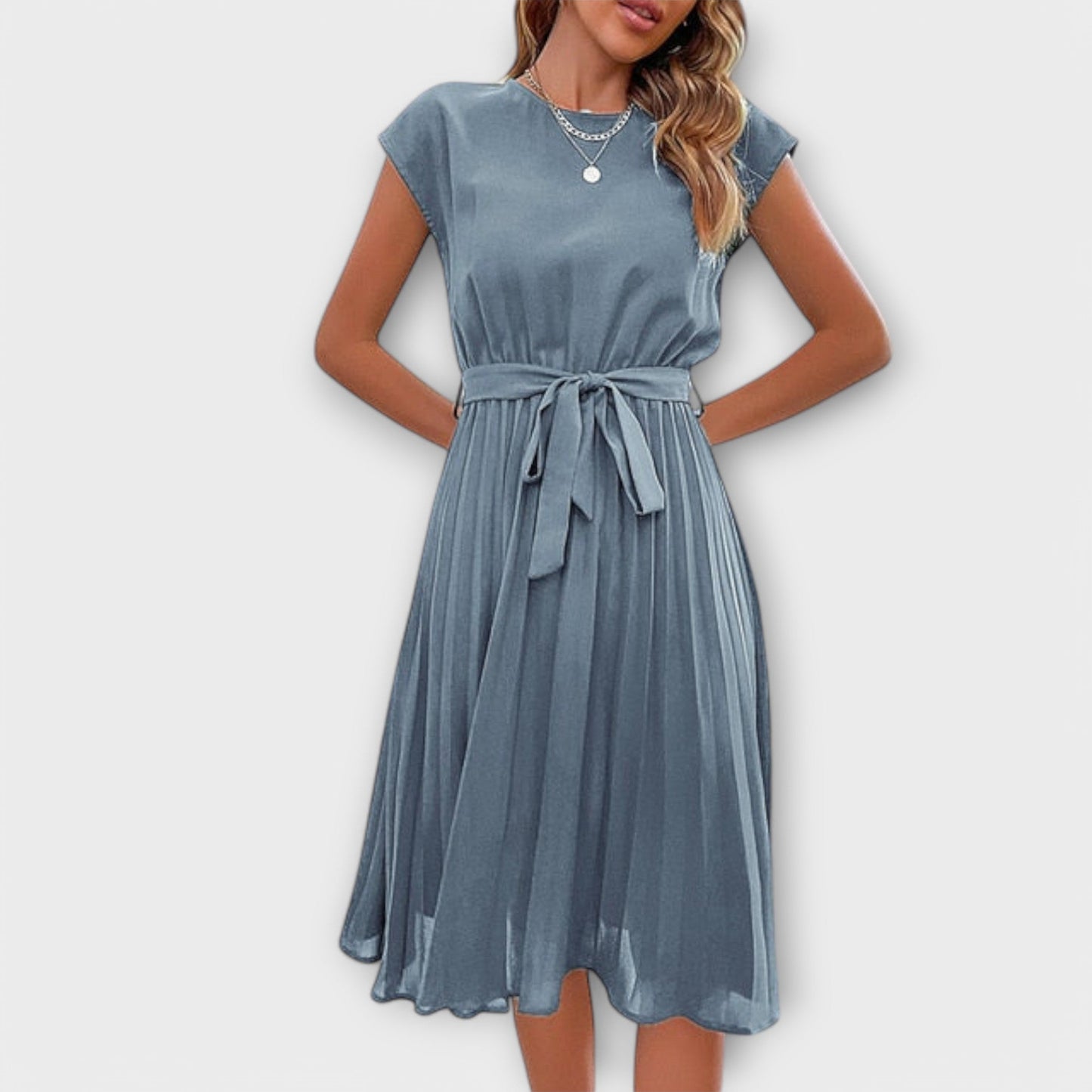 Claire – Rochie Plisată Casual