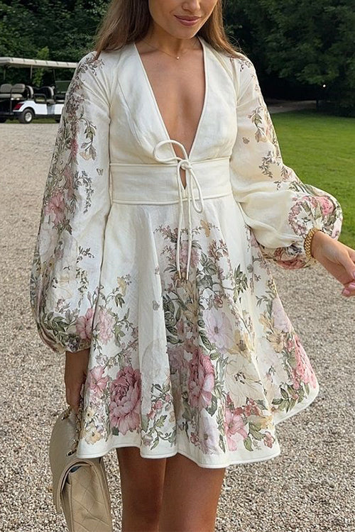 Megan – Rochie Scurtă de Vară cu Mâneci Lungi, Decolteu în V și Mâneci Lanternă