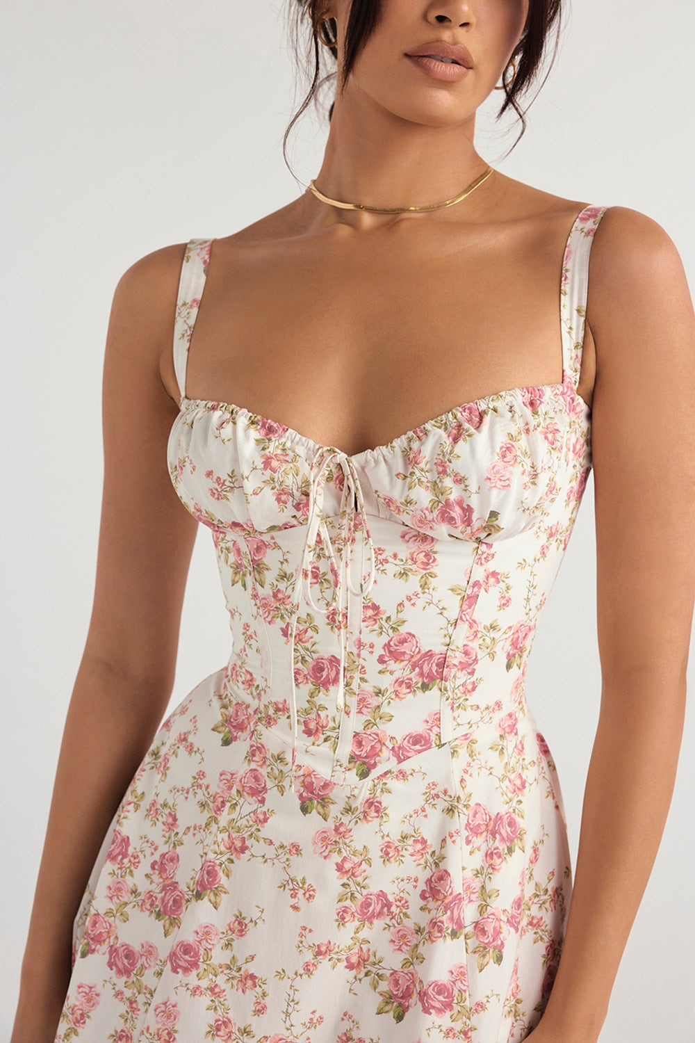 Kiana – Rochie ajustată