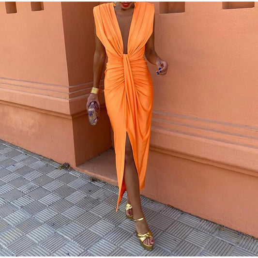 Isabelle – Rochie de Seară cu Decolteu Adânc