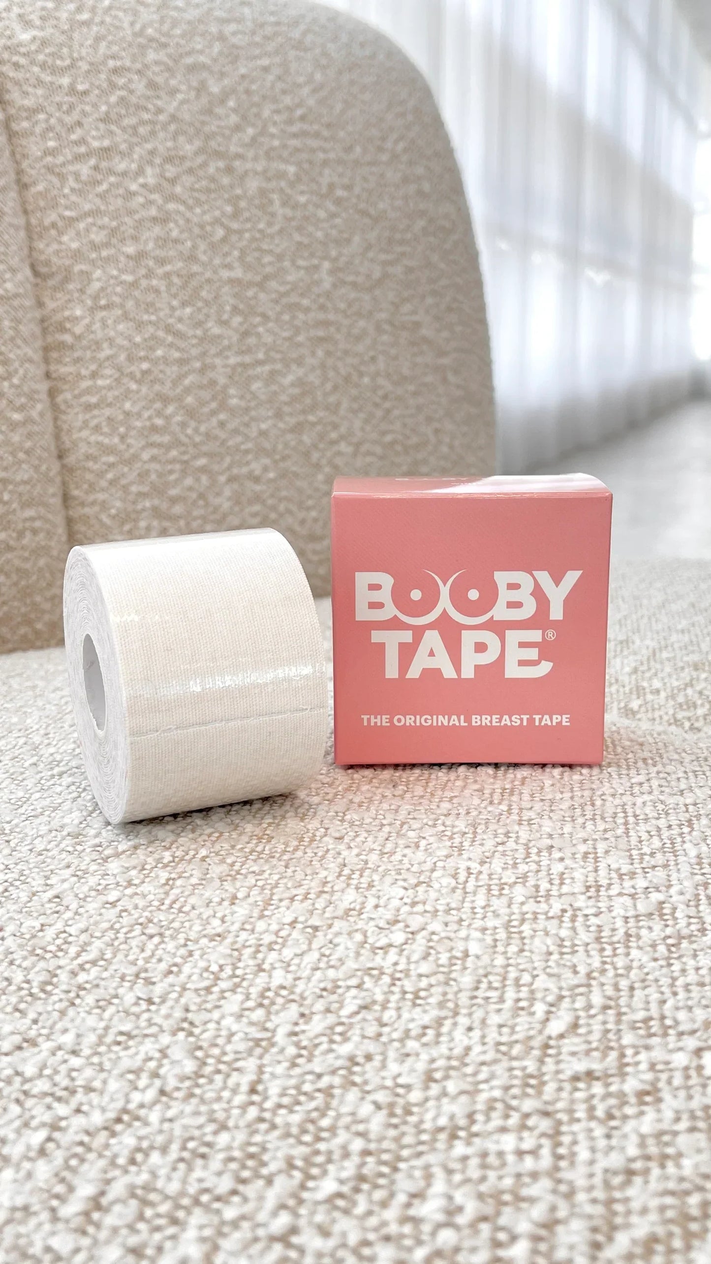 Booby Tape – Bandă adezivă pentru ridicarea sânilor