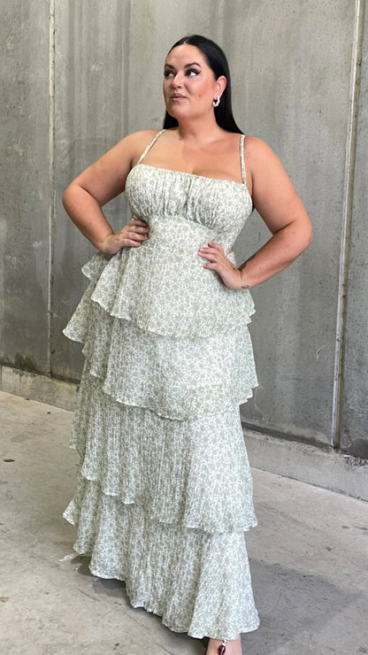 Isadora – Rochie maxi cu flori în nuanță de piersică