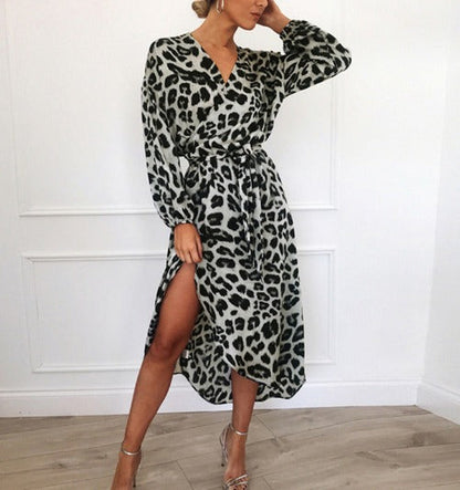 Lisandra – Rochie Elegantă cu Decolteu în V