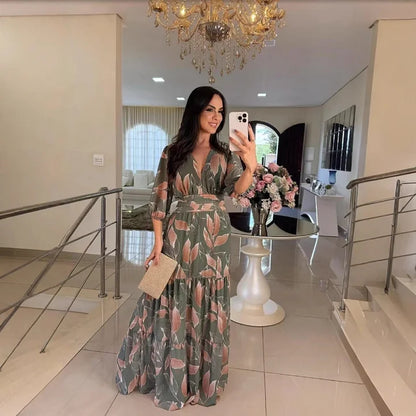 Lauriane – Rochie lungă cu flori, cu croi confortabil pentru zile elegante