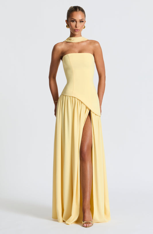 Oliwia - Rochie Lungă Elegantă și Fluidă