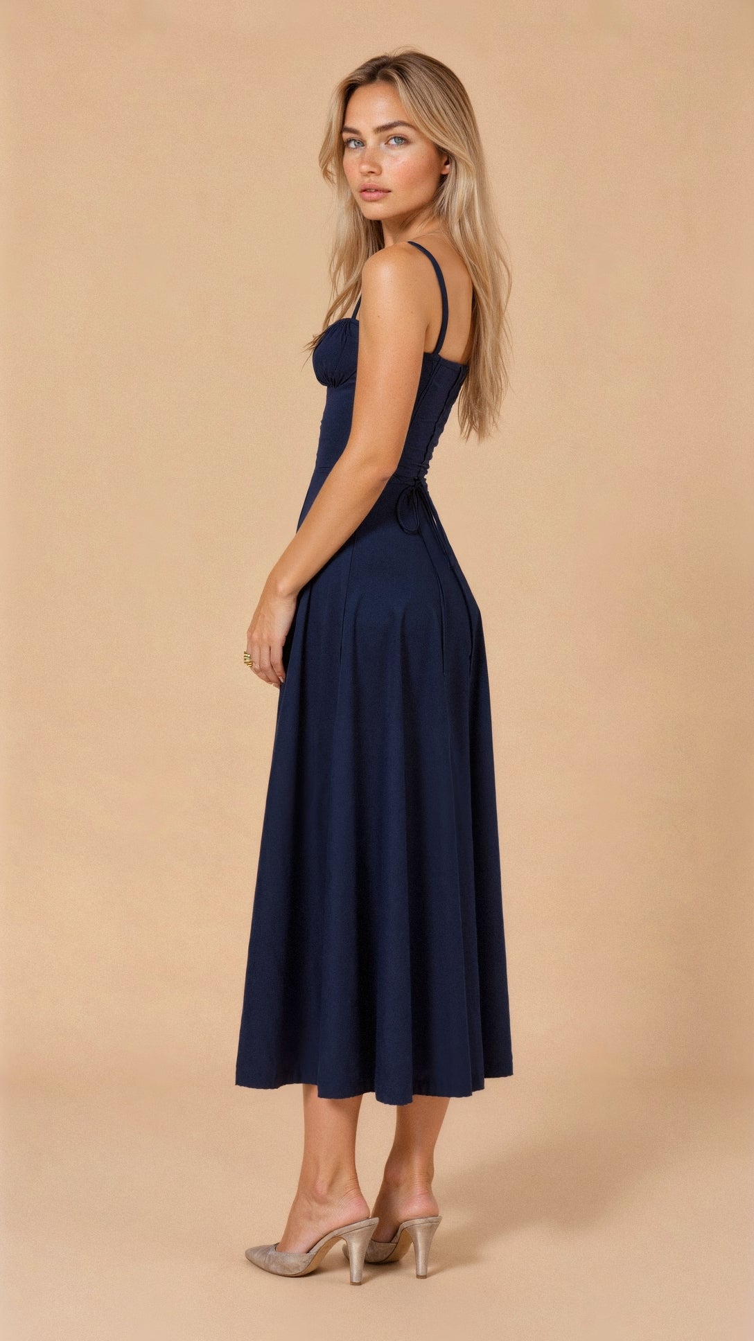 Kiana – Rochie ajustată