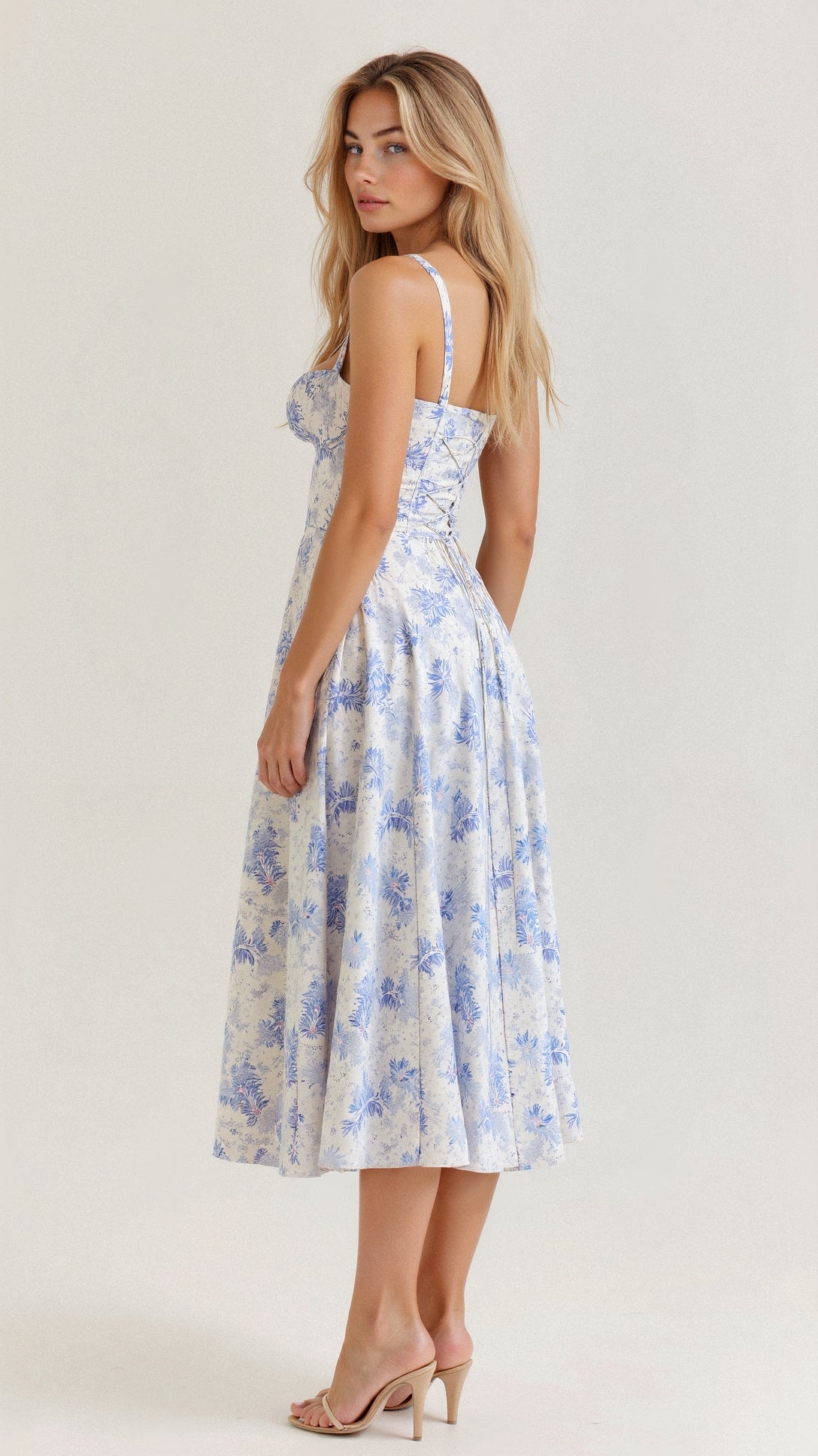 Kiana – Rochie ajustată